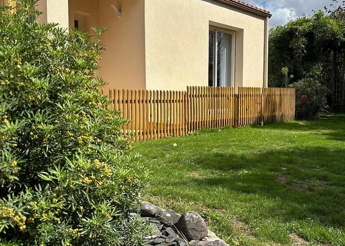 Διαμέρισμα Cosy Ty Clem *